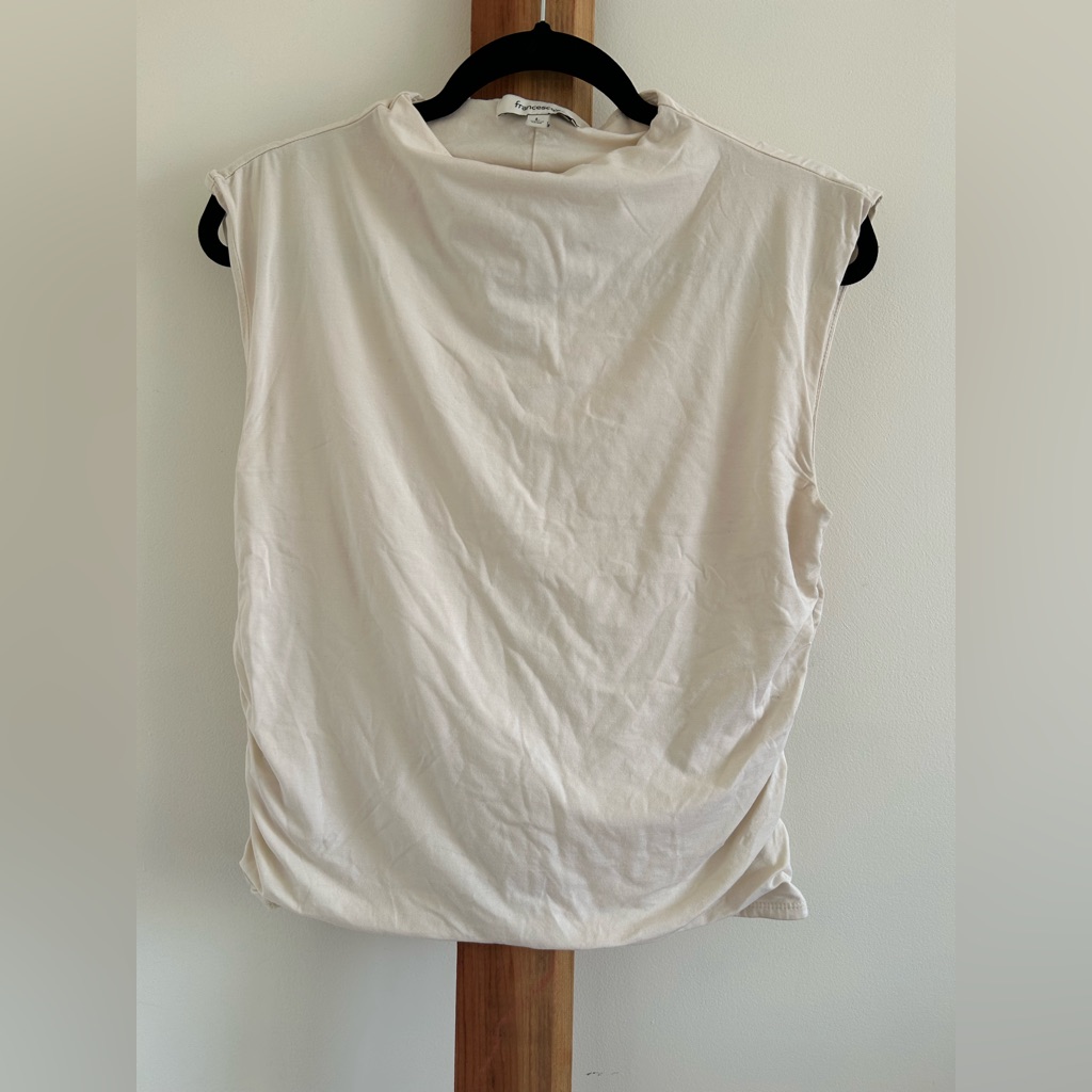 Francesca's Collections Cream Muscle Tee
